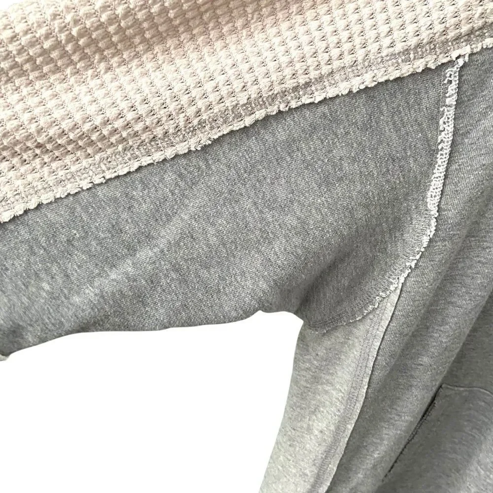 Gimmicks from BKE Embellished Half Zip Sweatshirt in Size XL